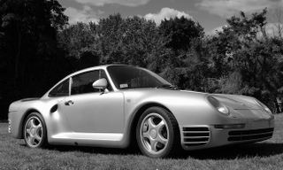Illustration for article titled 15 foreign exotic cars the feds won't seize